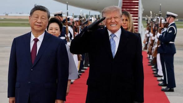 Дональд Трамп выступает с заявлением против Китая